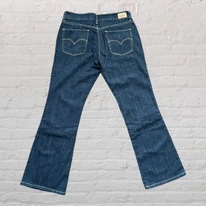 NWT Levis 553 Mid Rise Dark Blue Denim Boot Cut Jeans Women Size 8 Short.